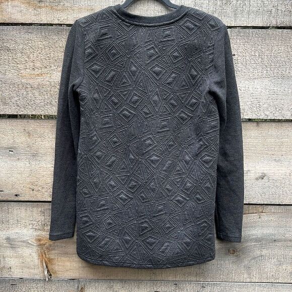 Forever 21 Gray Long Sleeve Pullover Crew Neck Geo Pattern Sweater Small - Picture 3 of 6